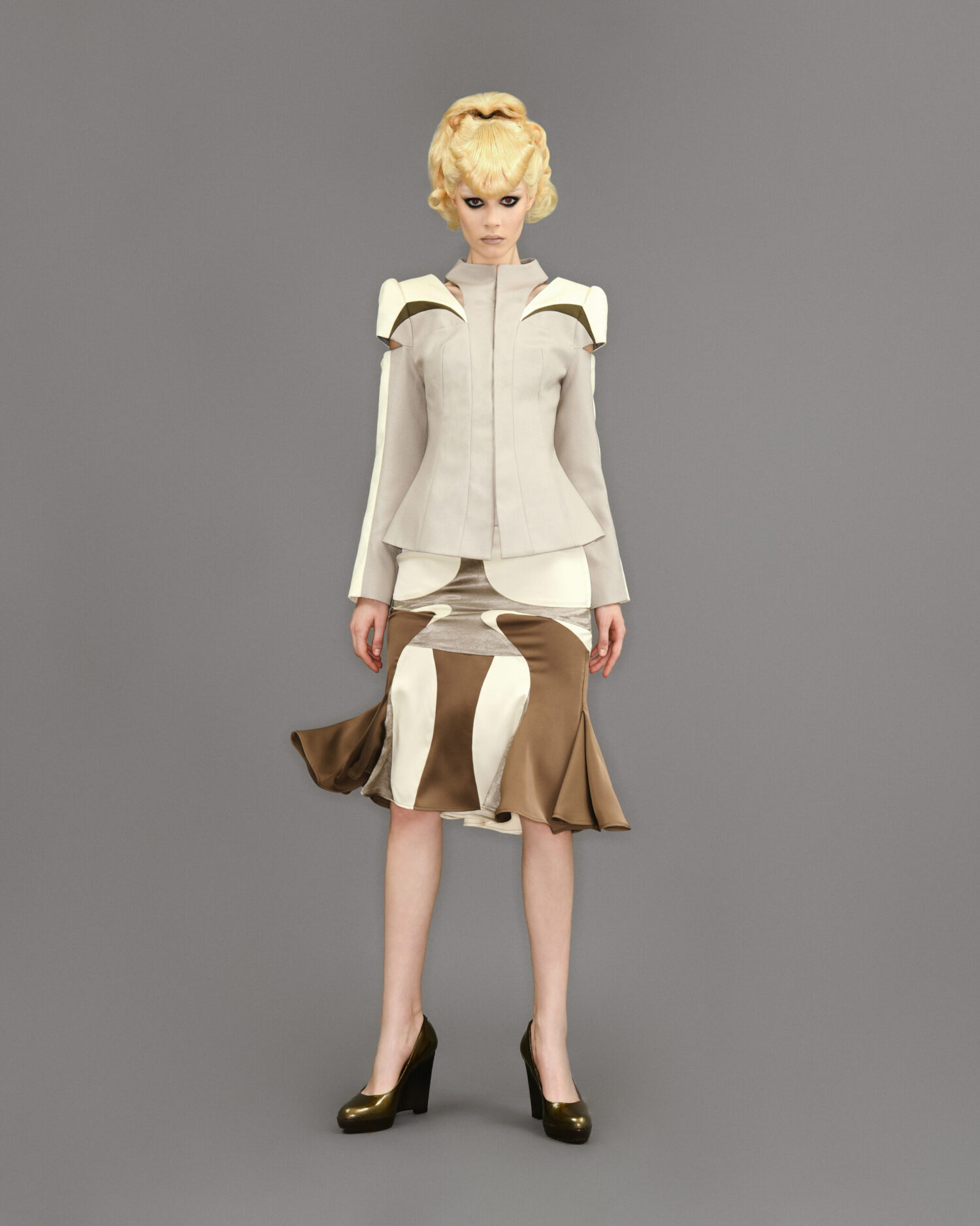 look16.1 Metamorphie Skirt