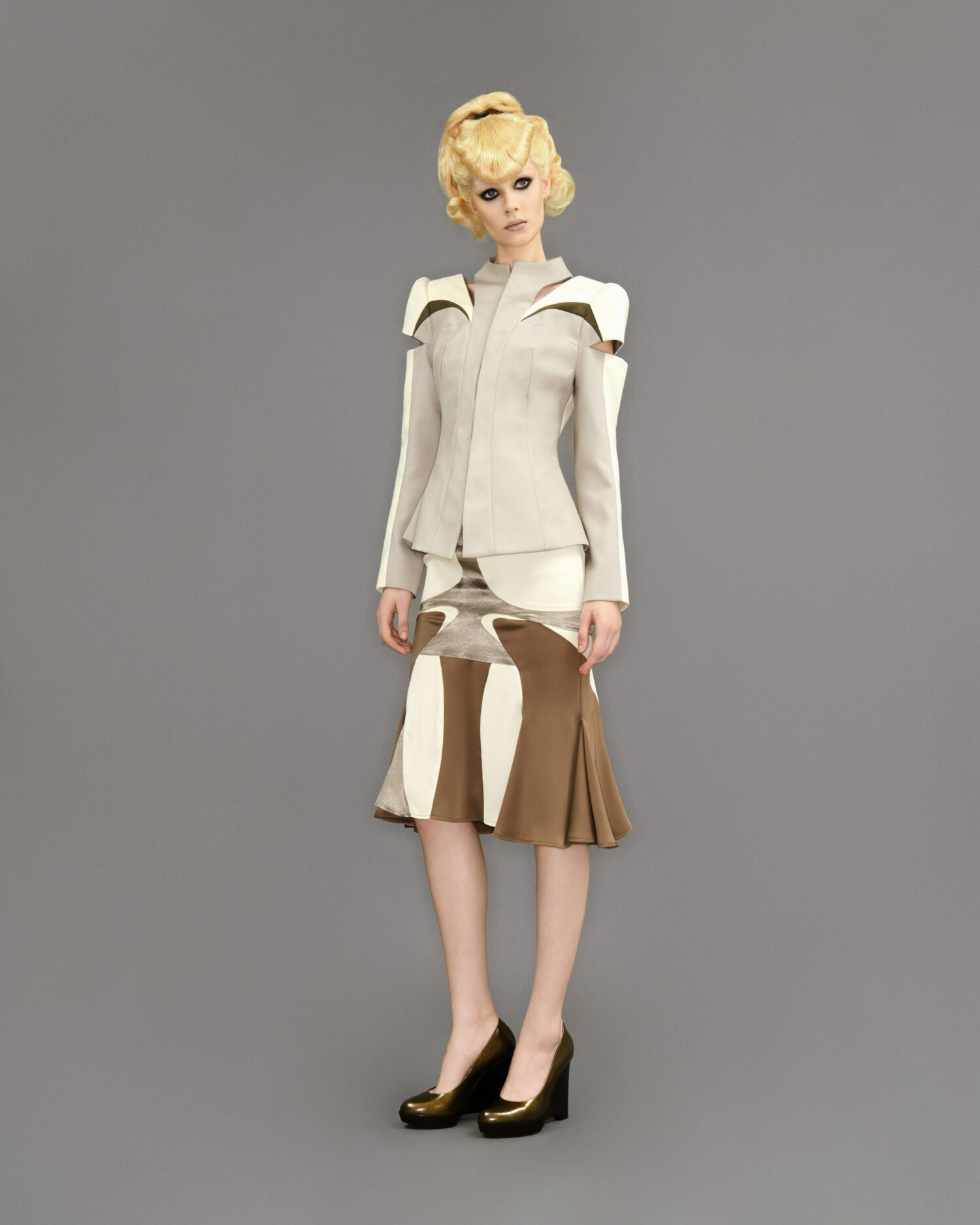 look16.2 Metamorphie Skirt