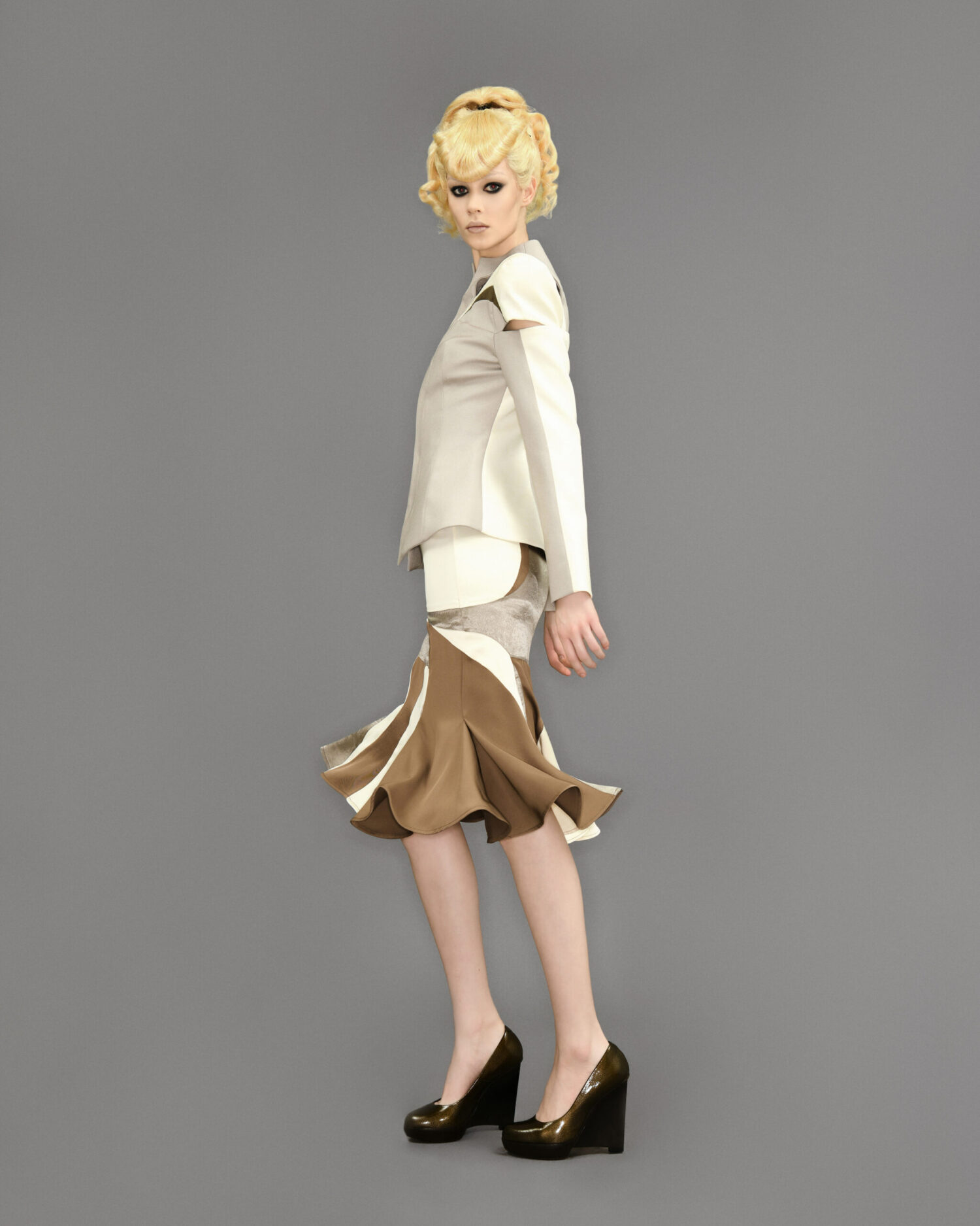 look16.3 Metamorphie Skirt