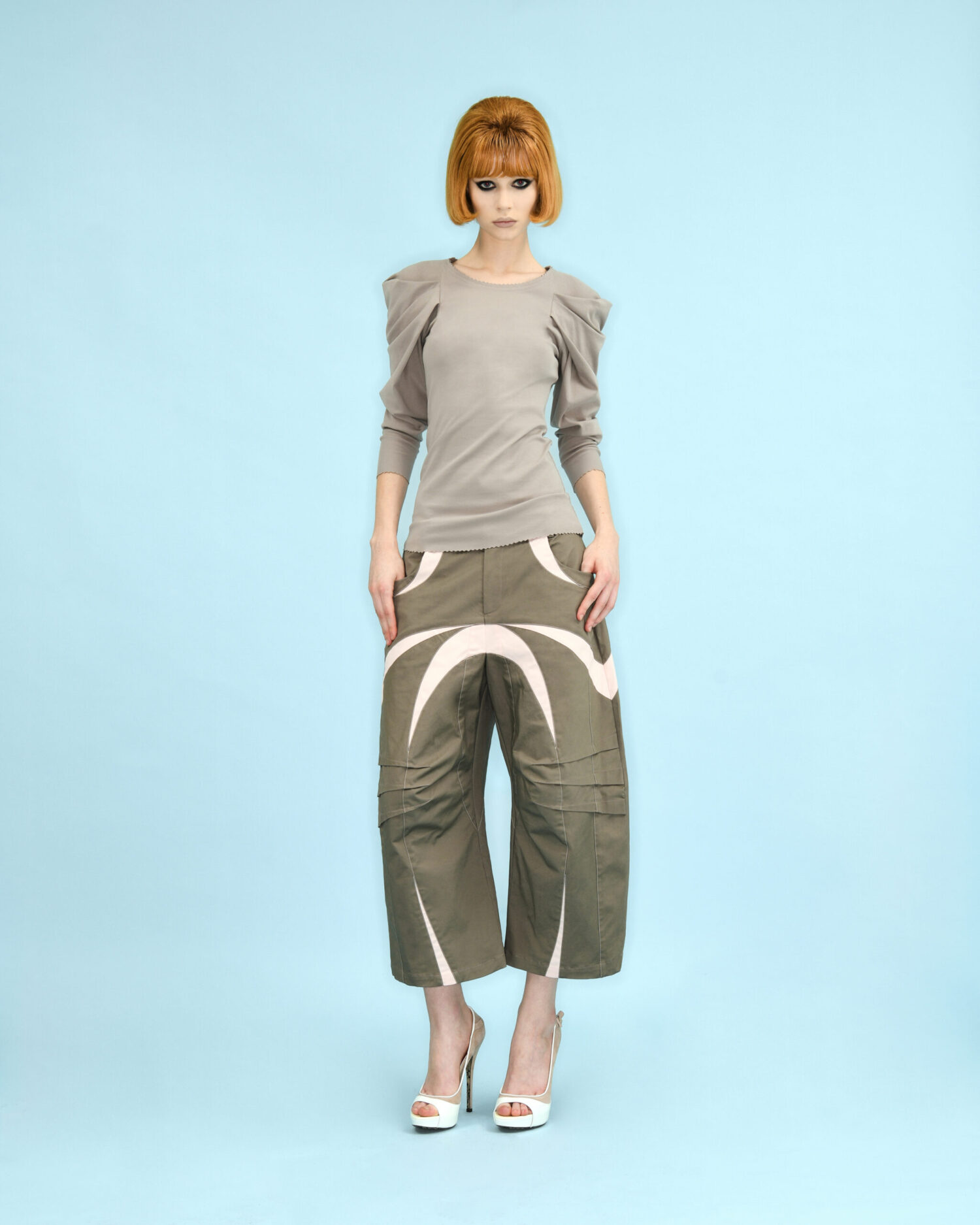 look9 website1 Crescent Pants Grey/Pink