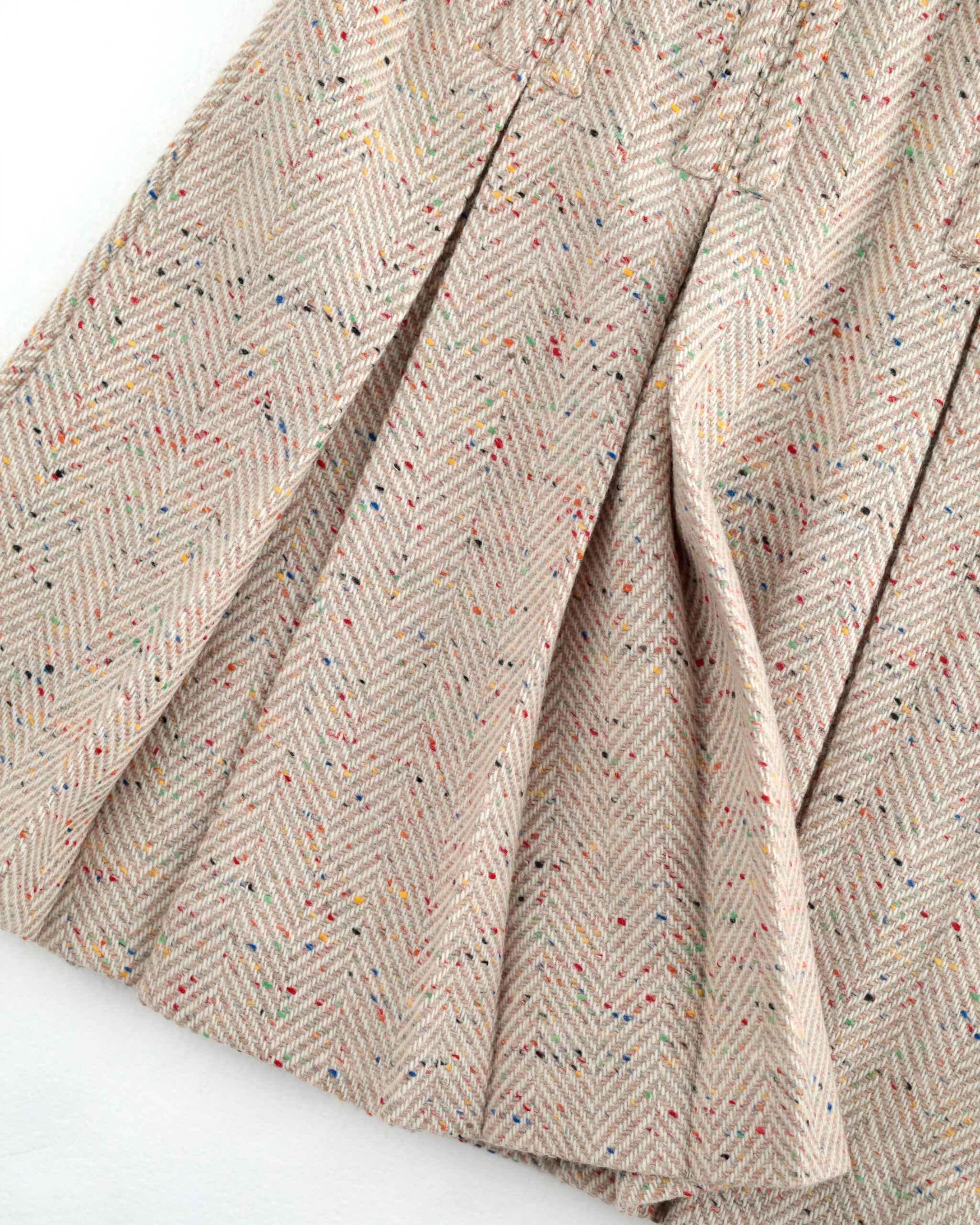 Twilla Pleated Wool Skirt - Image 11