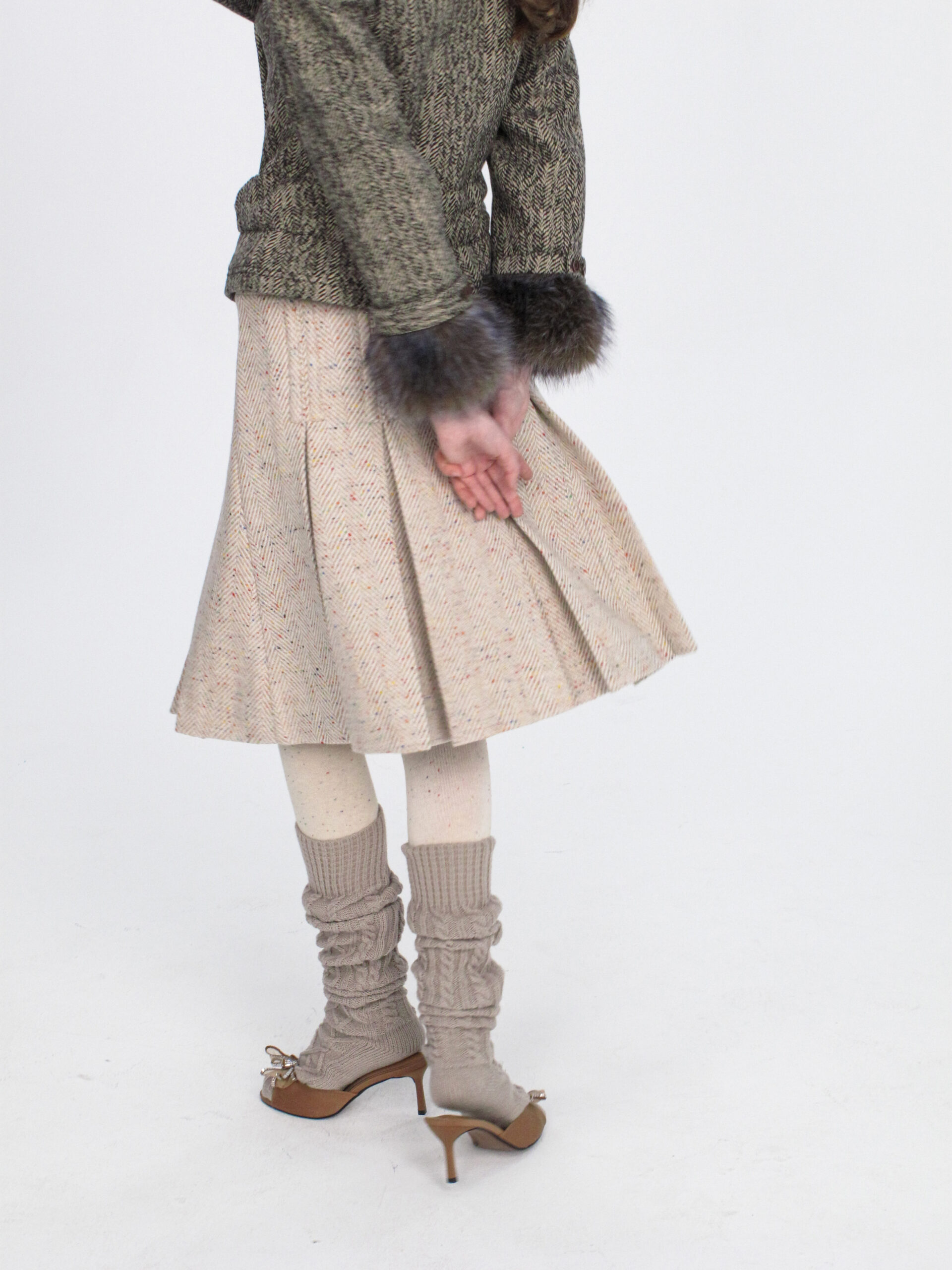 Twilla Pleated Wool Skirt - Image 7