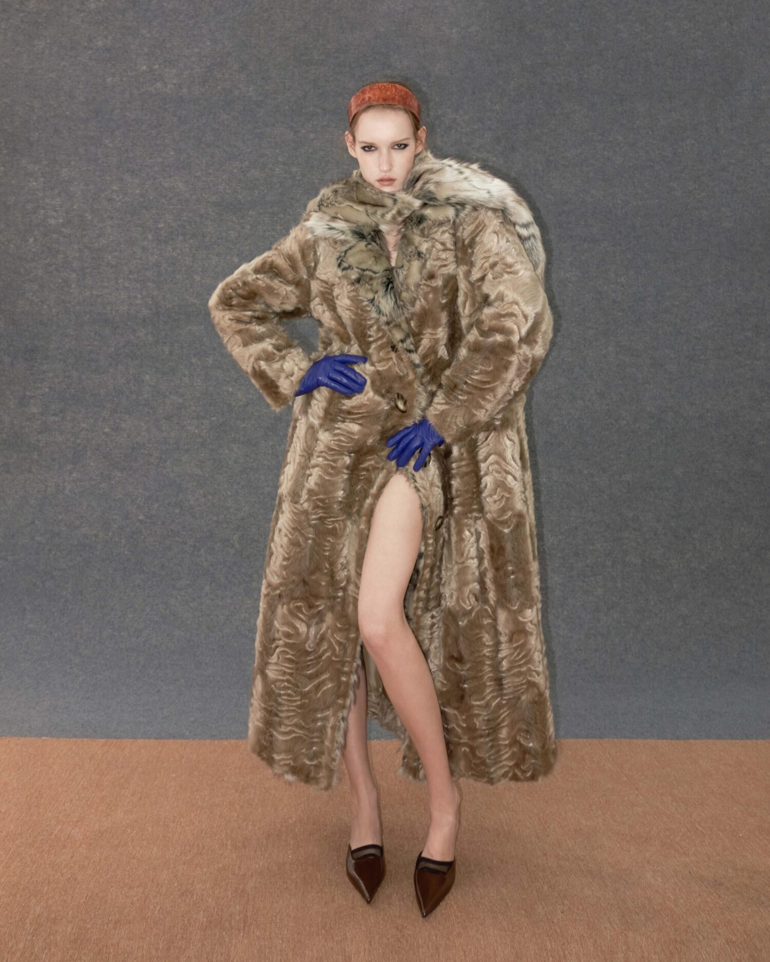 look15-1网页调色更新 Frostveil Coat (Oats)