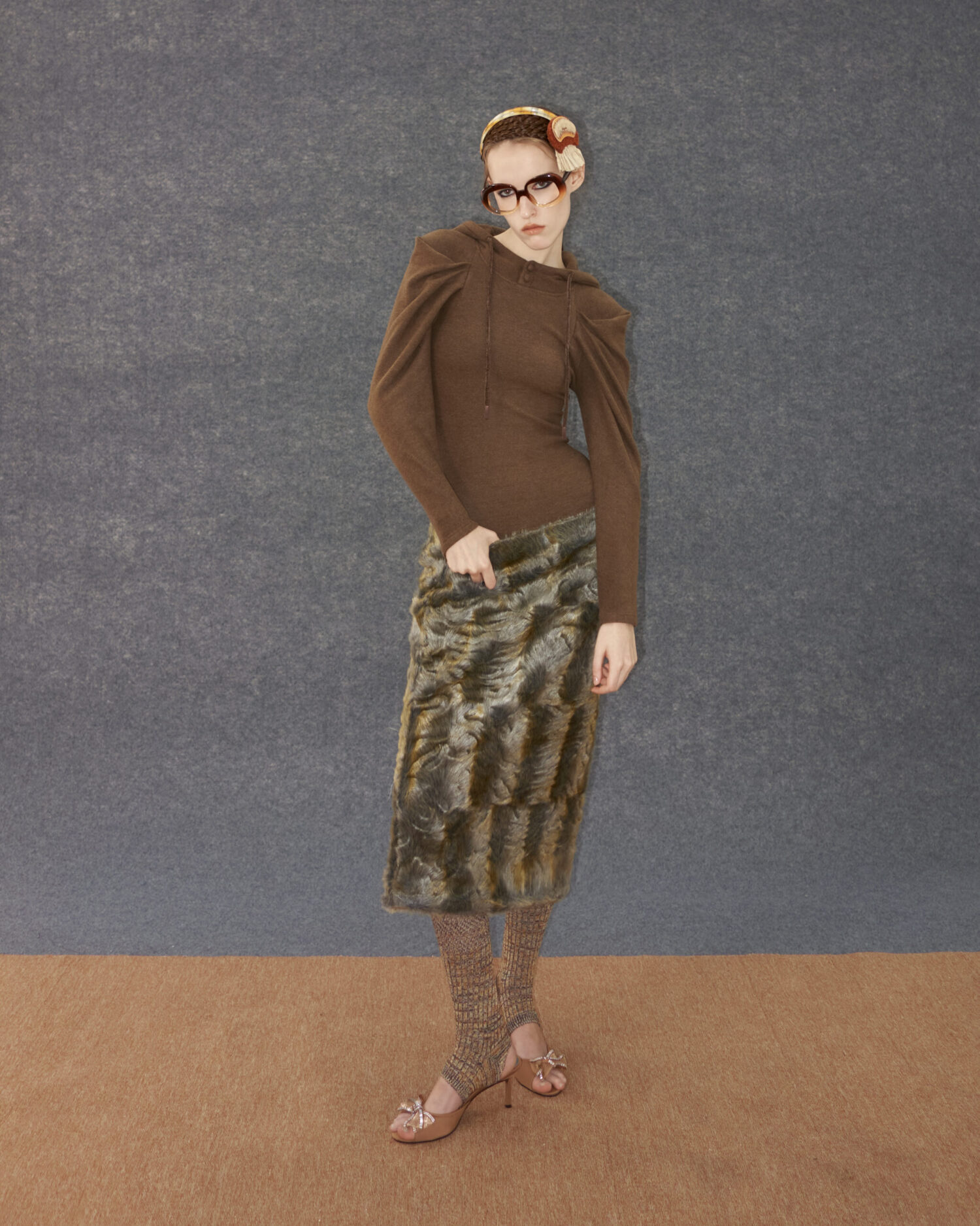 look16-1 Wing Top Hoodie (Choco)