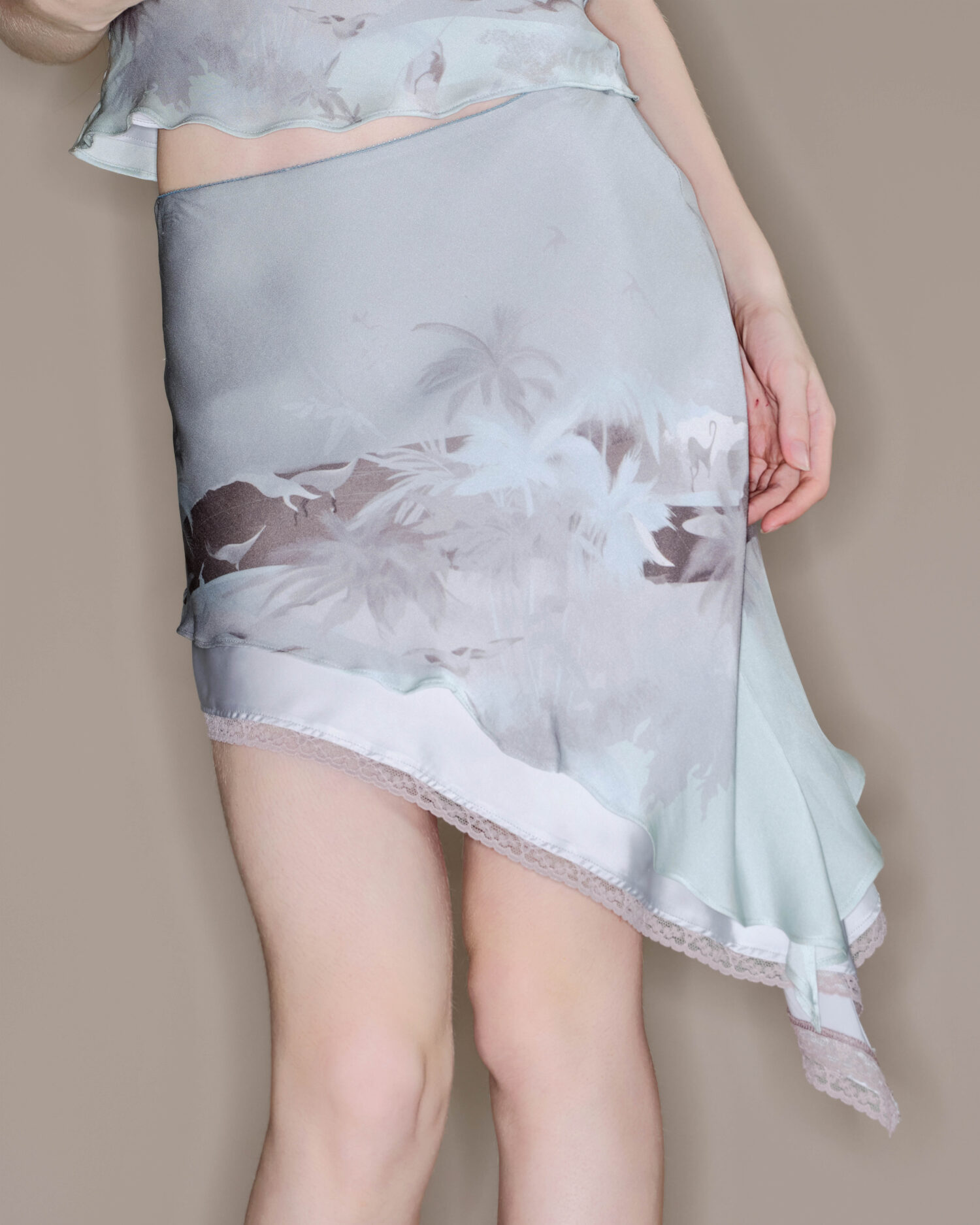 LOOK9-7 Isle Silk skirt