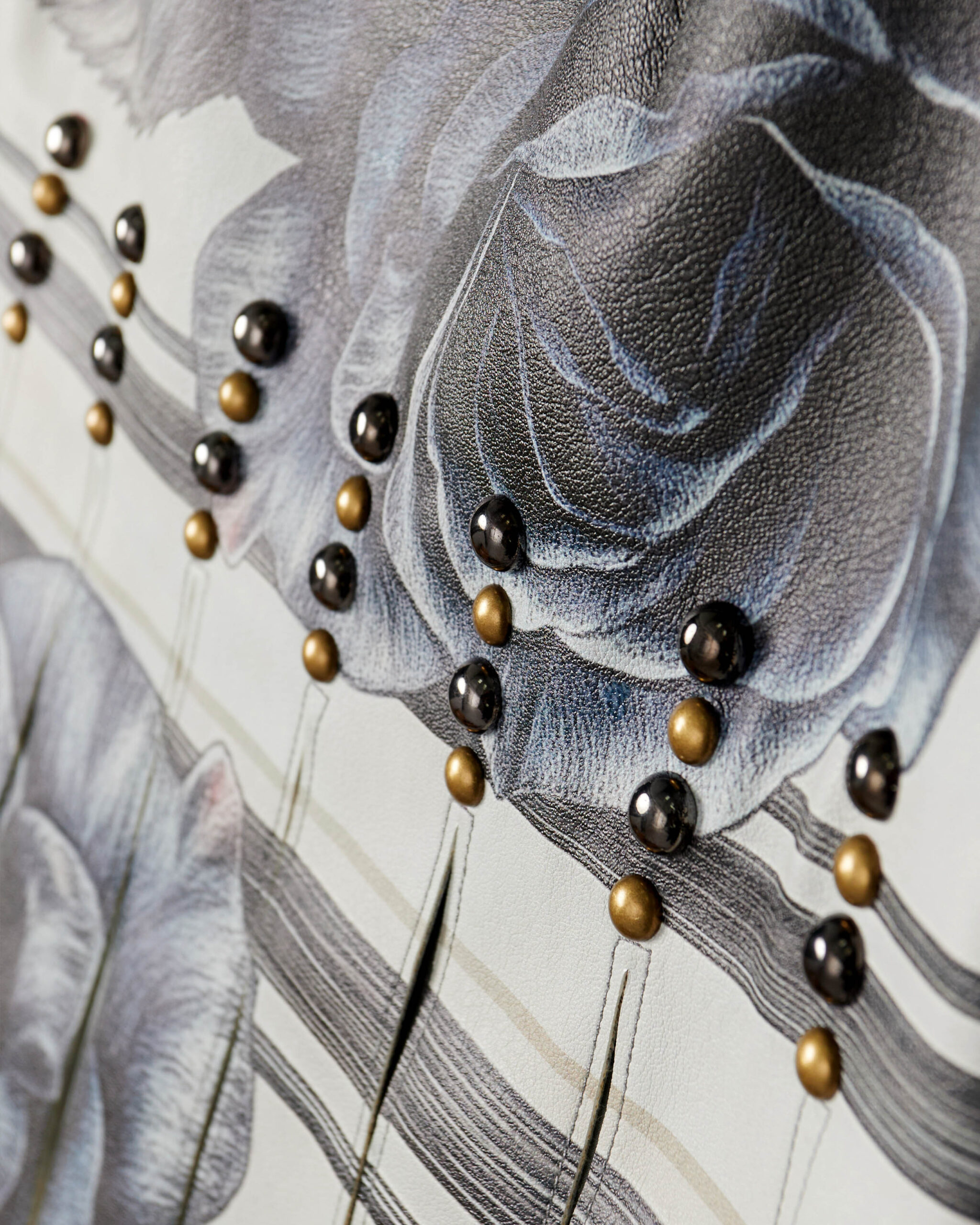 Mouré Leather Skirt - Image 12