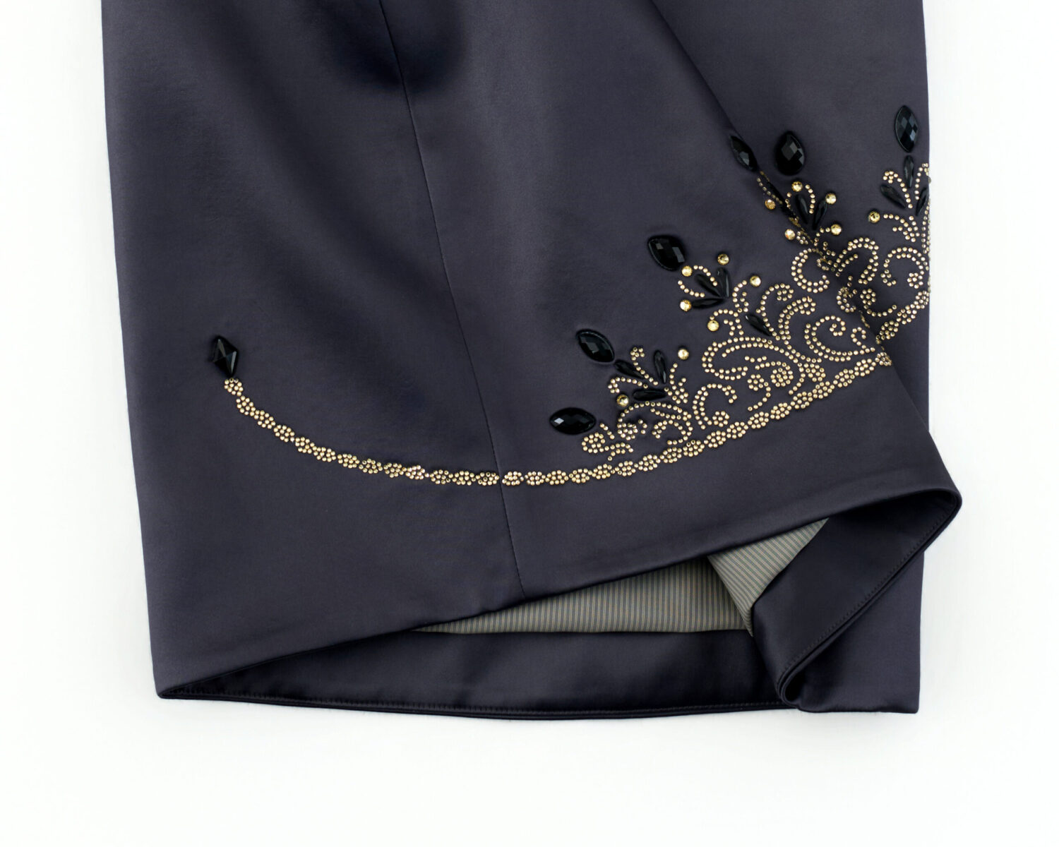 Aure Crown Skirt (black)