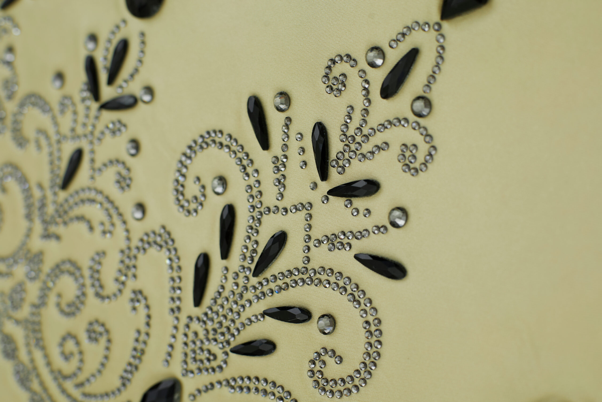 Aure Crown Skirt (yellow) - Image 17