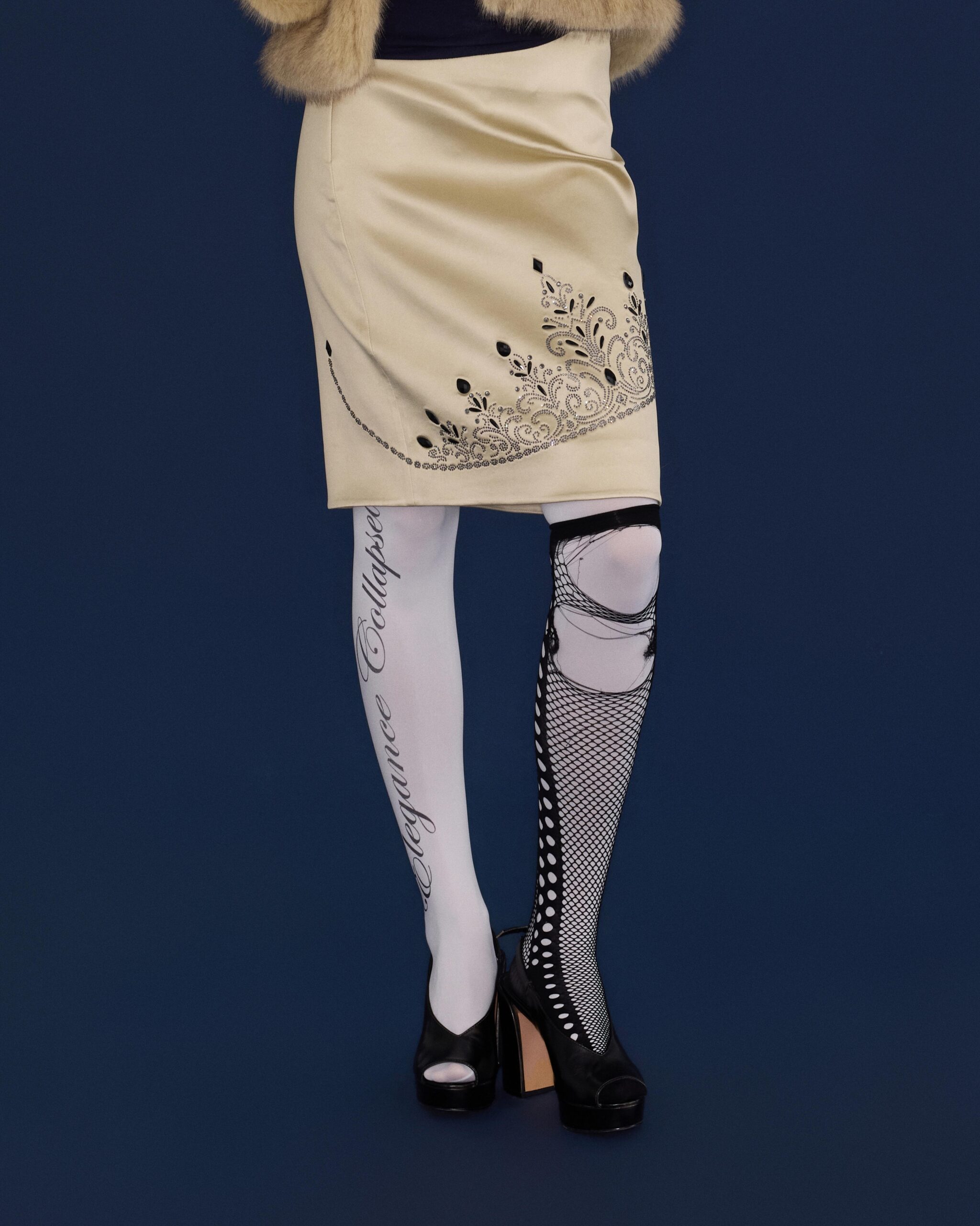 Aure Crown Skirt (yellow) - Image 10