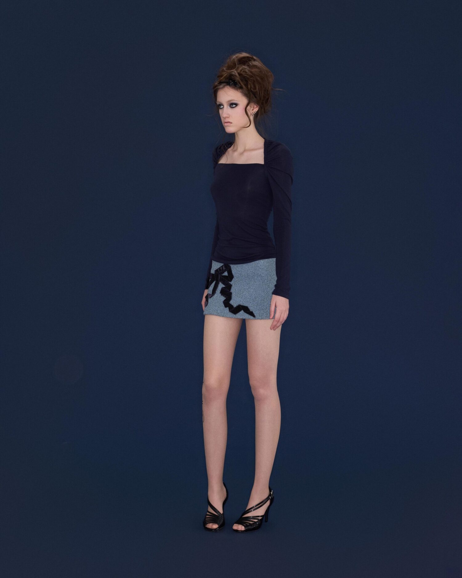 Etta Velvet Bowtie Mini Skirt (blk+blue)
