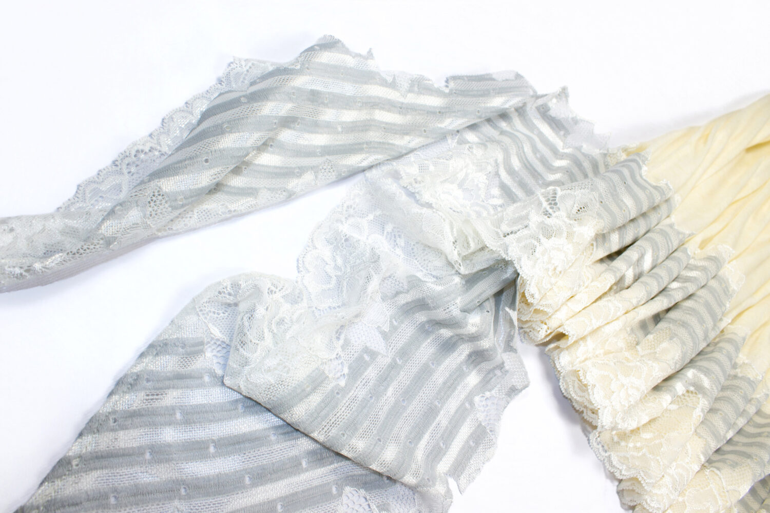 Panna Striped Lace Knit skirt