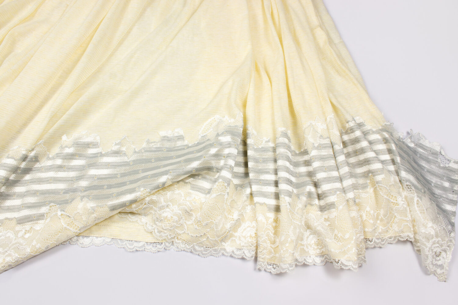Panna Striped Lace Knit skirt